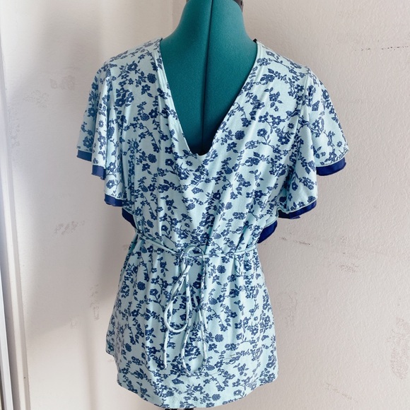 SOLD FLORAL Ruffle Blouse size L - Picture 14 of 16